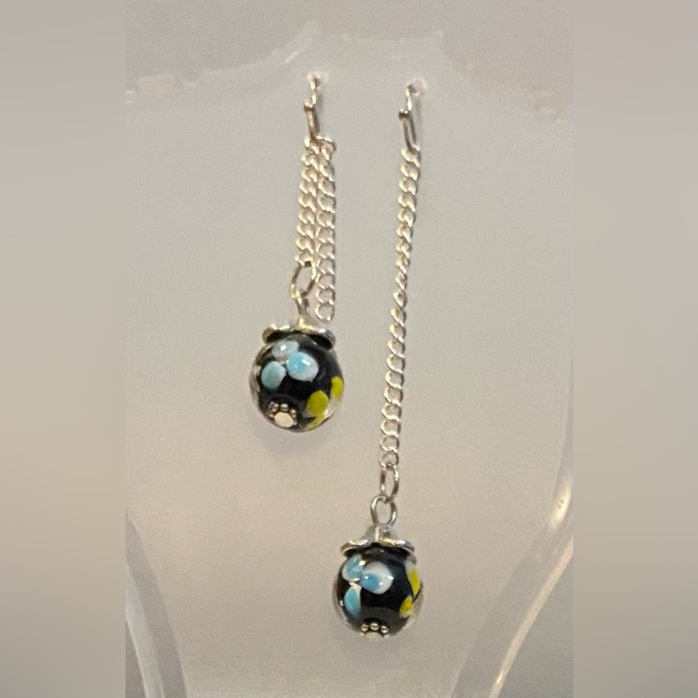 NEW Glass floral earrings